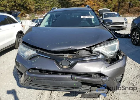 2018 Toyota Rav4 Le z USA, uszkodzony, nr VIN 2T3ZFREV8JW478503